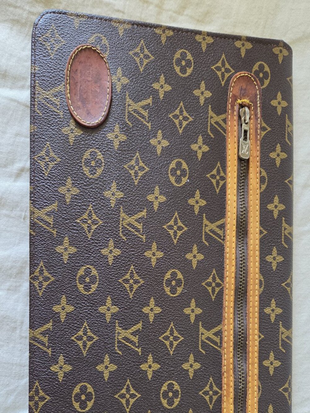 Vintage Louis Vuitton Monogram Canvas Binder - Picture 2 of 8